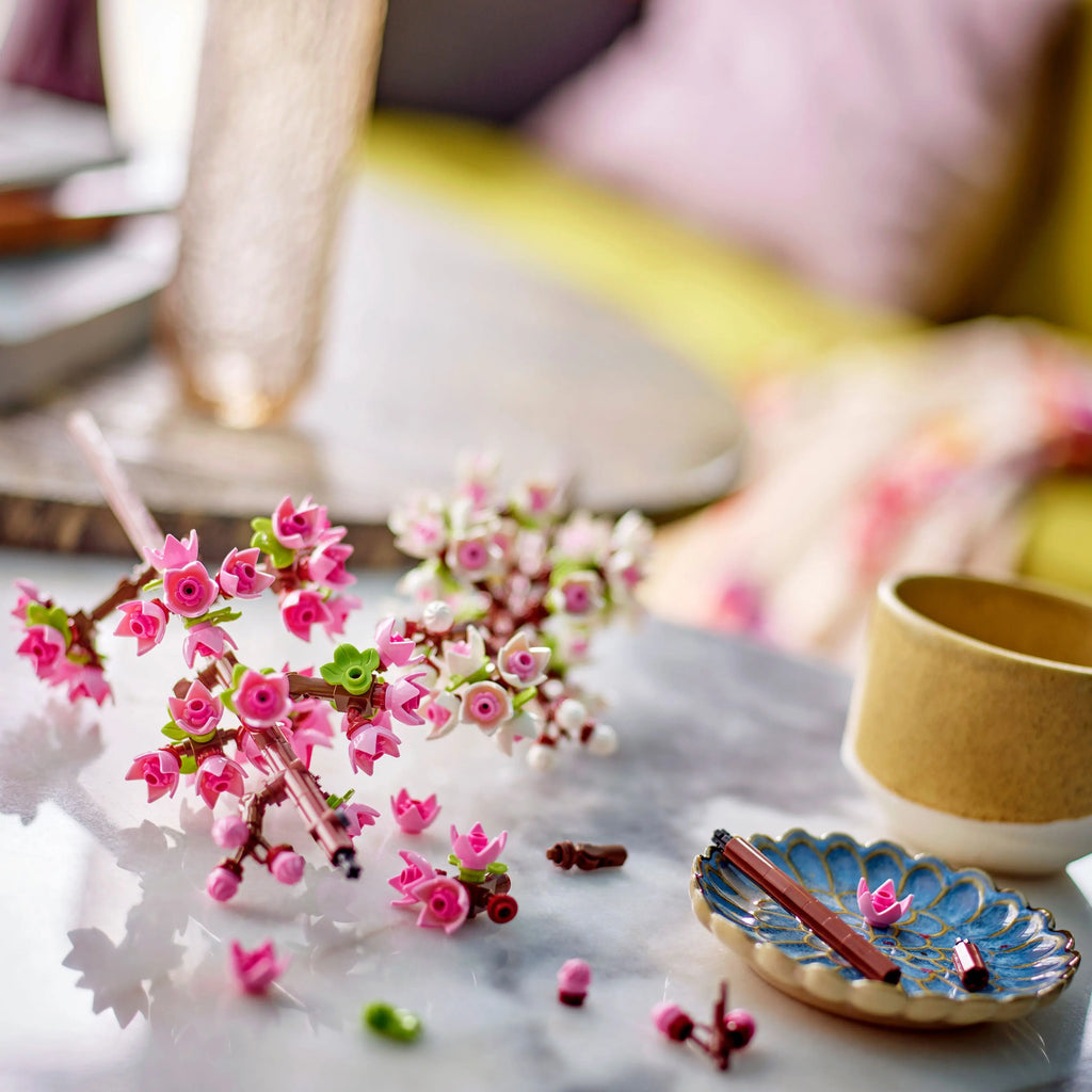 LEGO Cherry Blossoms Gift Flora Queen Flora Queen