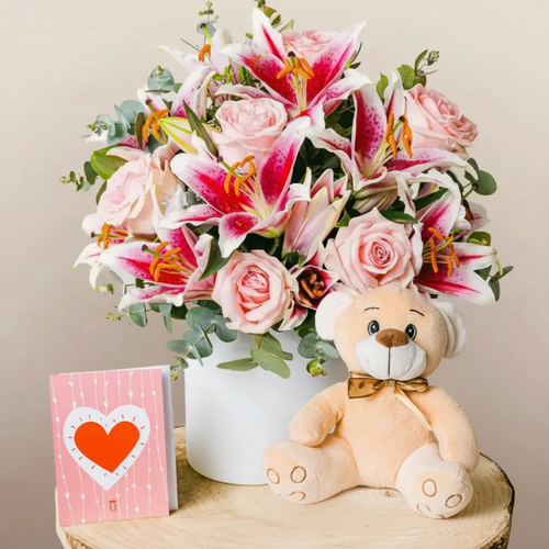 Subtile Frische - Rosa Rosen und Lilien